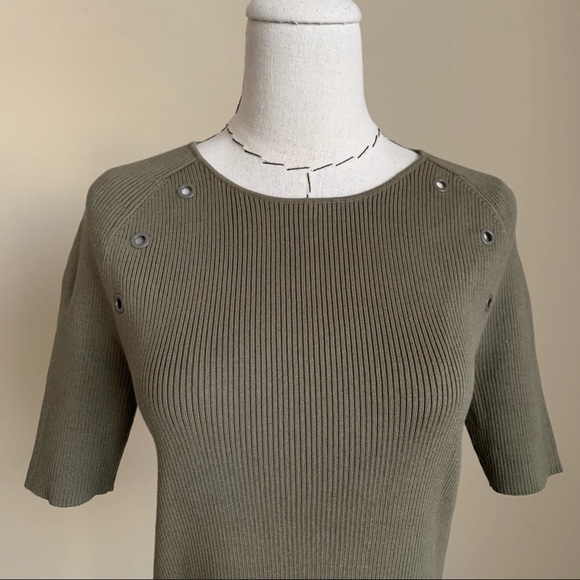 AKRIS Punto Olive Ribbed Cotton Knit Short Sleeve Tee Grommets - Picture 2 of 10